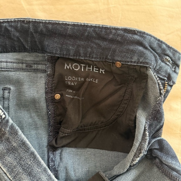MOTHER The Looker Ankle Fray Jeans - Picture 7 of 14